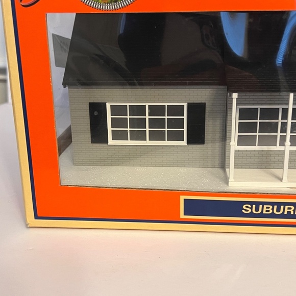 LIONEL O-Gauge 6-34113 Large Suburban House II Preowned Lionelville Model Home - Picture 3 of 9